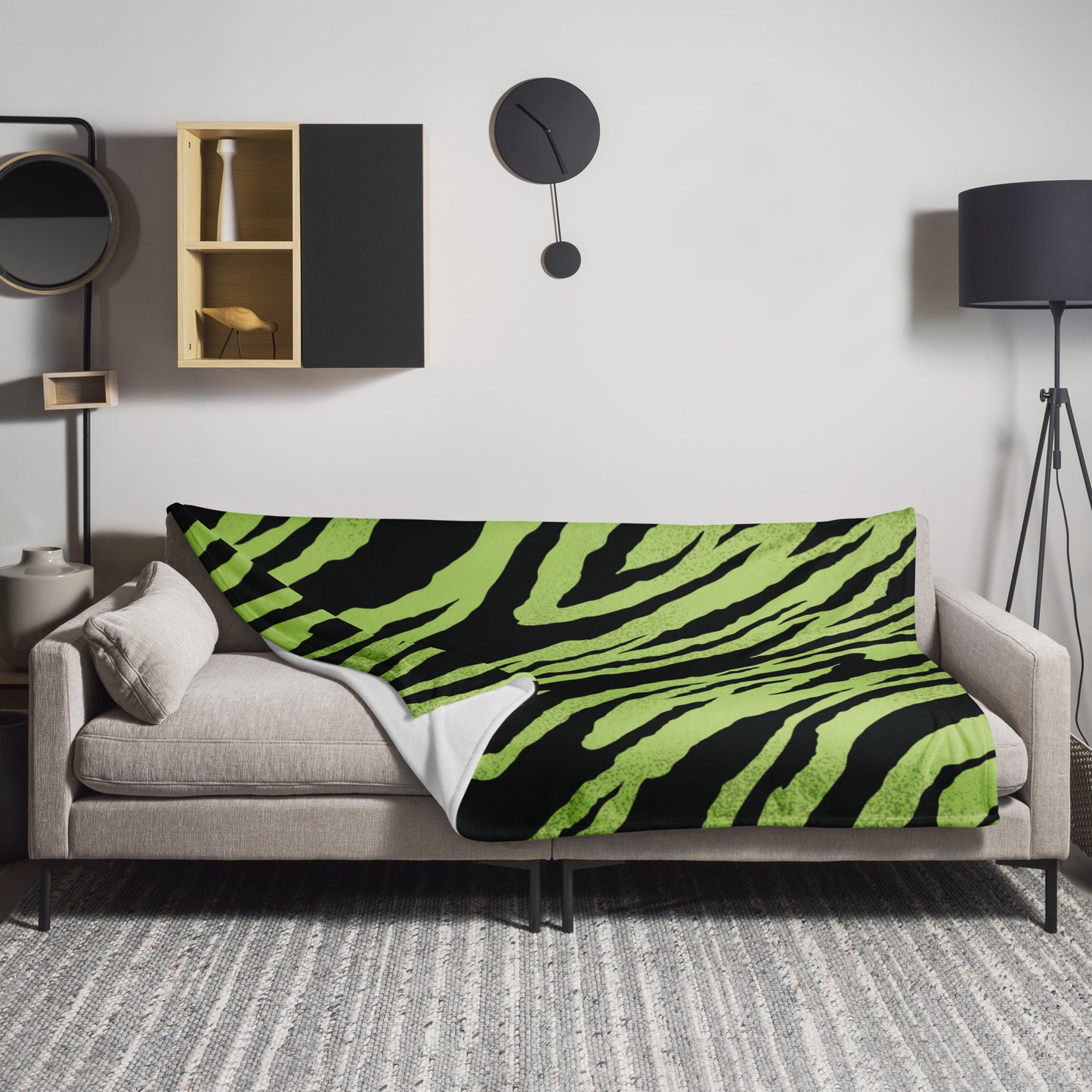 Green Tiger | Throw Blanket